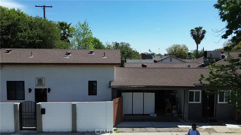 14027 Wyandotte Street, Van Nuys, California 91405 home-pic-55